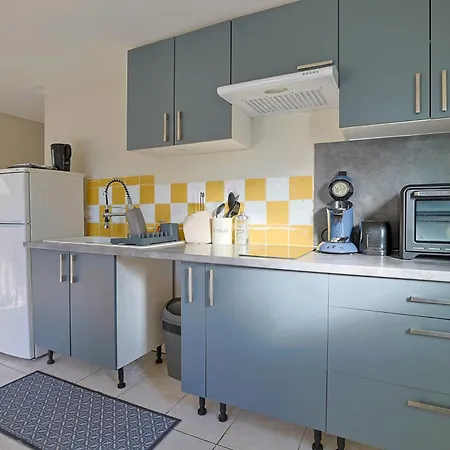 La Frigoule Maison T2 Avec Entree, Jardin Et Parking Independants